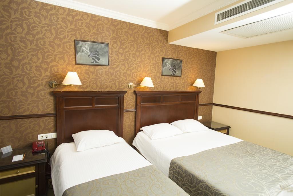 Topkapi Inter Istanbul Hotel Buitenkant foto