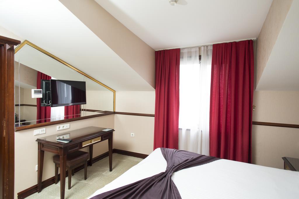 Topkapi Inter Istanbul Hotel Buitenkant foto